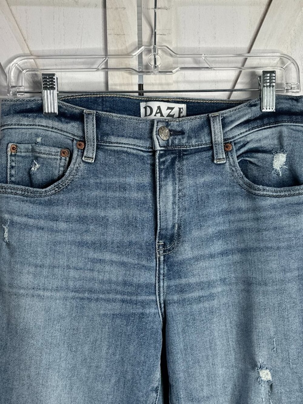 Daze Denim Distressed Straight Leg Jeans 29P Fresh Light Wash - Picture 4 of 8